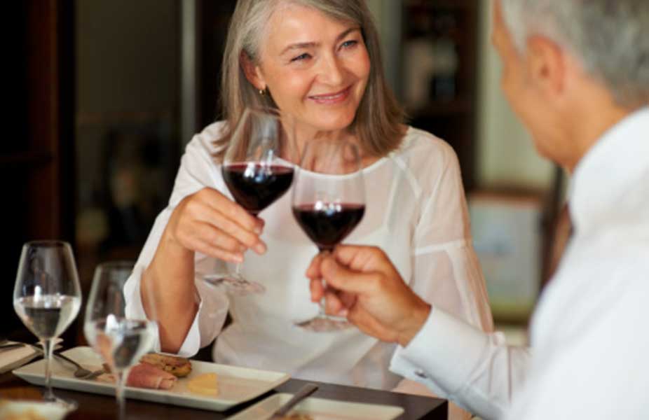 Senior Relaxation and Tranquility in Common Spaces